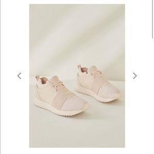 Demi Lovato Fabletics, Combination Mesh Sneakers